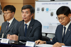 정부 "삼중수소, 건강 영향 어려워…해양방출, 리스크관리 유리"