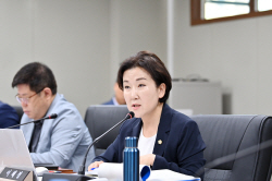 파주시 다자녀가정 전용주차구역 설치조례 심사