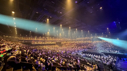 ‘드림콘서트 인 재팬’, 韓日 가수 14팀 출격! 화려 무대 속 성황리 마무리