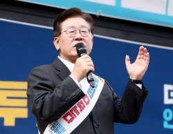 "역시 이재명", "오히려 설득 당해" 친명 특급 칭찬에도 비명계 ‘글쎄’