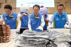 진옥동 신한금융 회장, 그룹사CEO와 