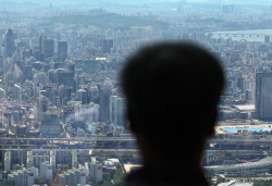 "내년 최저임금, 올해보다 인상하기 어렵다"