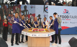 aT, 한-인니 수교 50주년 기념 K-푸드 페어 성황리 마쳐