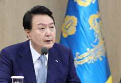 尹 대통령 "세일즈외교·대대적 규제 해제로 대규모 투자 유치"