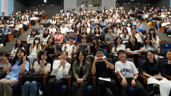 한국외대, 통역사 샤론 최 초청 ‘2023 HUFS 특강’ 개최