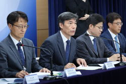 정부 "日오염수, 올해 ALPS 처리후 기준 이상 검출 핵종 없어"