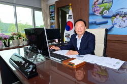 민선 8기 1주년 맞은 박현국 봉화군수, 행복도시 토대 마련...봉화의 ‘제2의 도약’을 위해 더 열심히 뛸 것