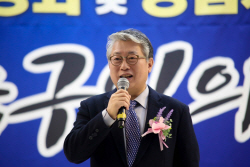 조응천 "송영길 이런 모습 볼 줄은", "추미애 장관 앉혀준 대통령 불쏘시개로 장사"