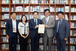김성 장흥군수, 남부권 해양스포츠 선수촌 유치 건의