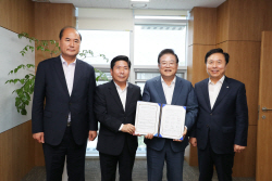 귄기창 안동시장, 우동기 국가균형발전위원회 위원장 면담...‘인구감소 지역에 2차 공공기관 이전 촉구’