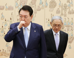 후쿠시마 오염수, 서울·양평 고속도로 이후 윤석열 대통령 지지율 [리얼미터]