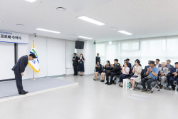 김동연(DY) "이웃을 위해 헌신한 의인, 맡은 바 임무 다한 도민이 경기도의 진정한 주인"