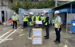 부산항만공사 “소규모 건설현장도 챙긴다” 안전용품 지원