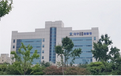 등교 전 차 세워 돈 준 초등생과 성관계...영상까지 찍은 40대 방과후 교사, 구속 기소