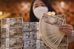 뚝뚝 떨어지는 엔화 환율…"일본 통화가치 2018년 이후 최장 랠리"
