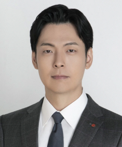 日롯데파이낸셜 대표에 오른 신유열,  롯데 3세 승계 시계 빨라지나
