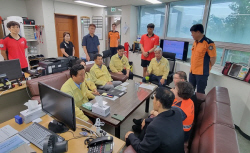 기장군의회, 관내 해수욕장 근무자 및 자원봉사자 격려 방문