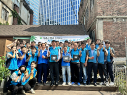 저축은행중앙회, 저축은행과 쪽방촌 방문...건강한 여름나기 지원 활동
