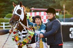인기 기수→조교사 변신··· ‘임성실(부경)·함완식(서울)’ 데뷔