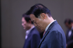 임태희 경기도교육감, "젊은 나이에 생을 마감한 선생님 애도"