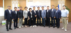 염종현 경기도의회 의장, 제주도특별자치도의회 의원 접견