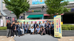 김명기 횡성군수, 농축산물 판촉 행사 직접 나서