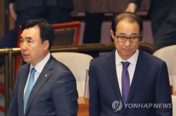 검찰, ‘돈 봉투’ 윤관석·이성만 영장 재청구…국회 표결 없이 4일 구속심사