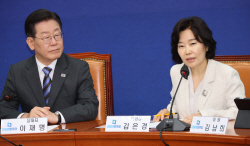 "尹 박수 받는데 이재명 뭐하나", "김은경 사퇴해야" 폭발한 野 원로들 질타
