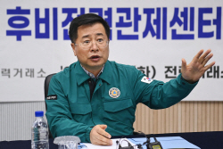 극한더위 한반도…여름철 전력수요 역대 최대치 연이어 경신