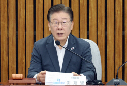 기로에 선 민주당 혁신위…악재 돌출 속 내부반발 줄 이어