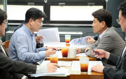 김진태 지사, 국비 9조억원 확보 사활 걸어