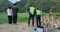 평창군, 국토정보공사·측량신청인에게 냉방용품 지원