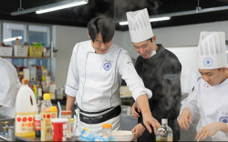 수능 4·5·6·7등급 대학 알아보는 수험생, 서울현대실용전문학교에 지원