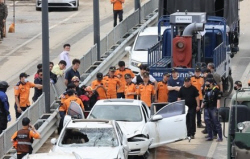 상반기 호실적에도 웃지 못하는 보험사들...하반기 