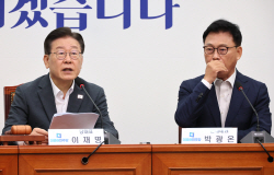 이재명 ‘9월 영장설’에…친명 "체포 동의안 거부" vs 비명 "불체포 포기 약속 지켜야"