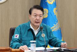 尹 대통령 "北 도발 위협 커질수록 한미일 3각 안보협력 더욱 견고해질 것"
