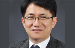尹 대통령, 이균용 대법원장 후보 모친상 발인 날 지명