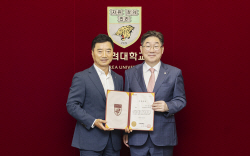 이동석 석전자 회장, 고려대 경영대학 발전기금 1억 원 쾌척