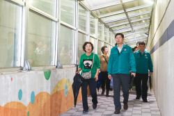 이상일 용인시장 "토끼굴, 시민 통행에 불편...안전 위해요소 보완 지시"