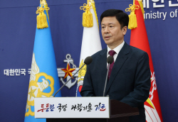 국방부 "청사 앞 홍범도 흉상 이전 검토…독립군·광복군 역사 배제 아냐"