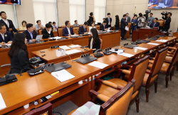 이태원참사 특별법, 국회 행안위서 野 단독 의결…與 퇴장