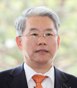 한전 신임 사장 김동철 前의원…62년만 첫 정치인 출신 수장