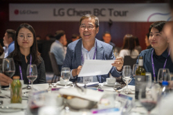 신학철 LG화학 부회장, 신성장동력 R&D 인재 찾아 3년 연속 미국행