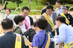 도성훈 인천시교육감, 개학맞이 등굣길 교통안전 캠페인 진행