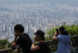 가계대출 옥죄는 정부…부동산 상승세 제동 불가피