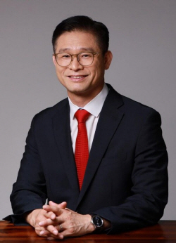 고영일 자유통일당 대표, 