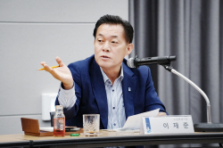 이재준 수원시장, "모든 부서가 ‘탄소중립 그린도시’ 조성에 합심해야!"