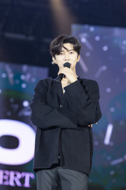 클라스가 다른 임영웅, 콘서트 예매 전용 상담 전화 개설 ‘최초’