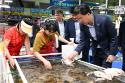 안산시 간부들 농수산물도매시장으로 달려갔다…왜?