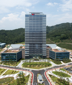 한국도로공사, 호남고속도로 발주 앞두고 지역업체 참여 배제 논란